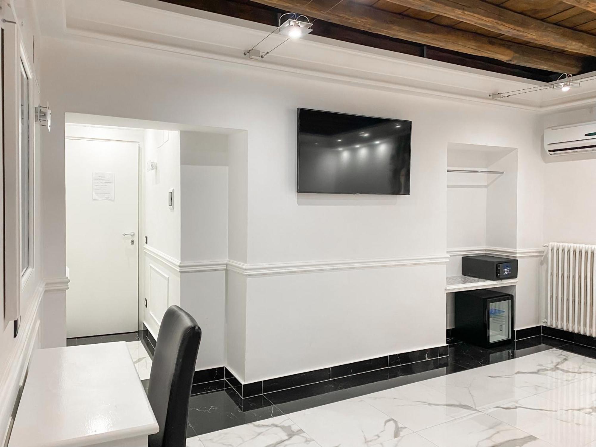 Relais Parlamento Hotel Rome Exterior photo